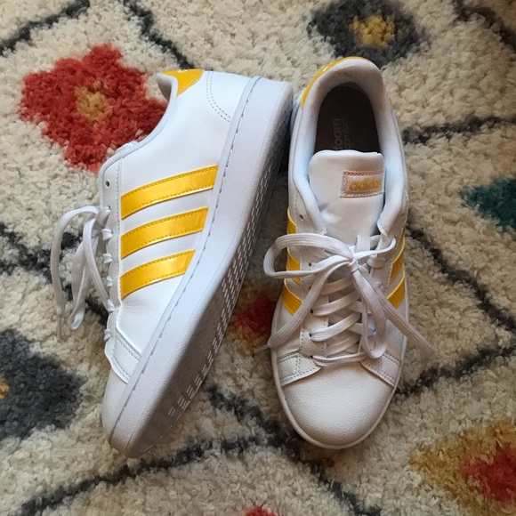 adidas grand court yellow